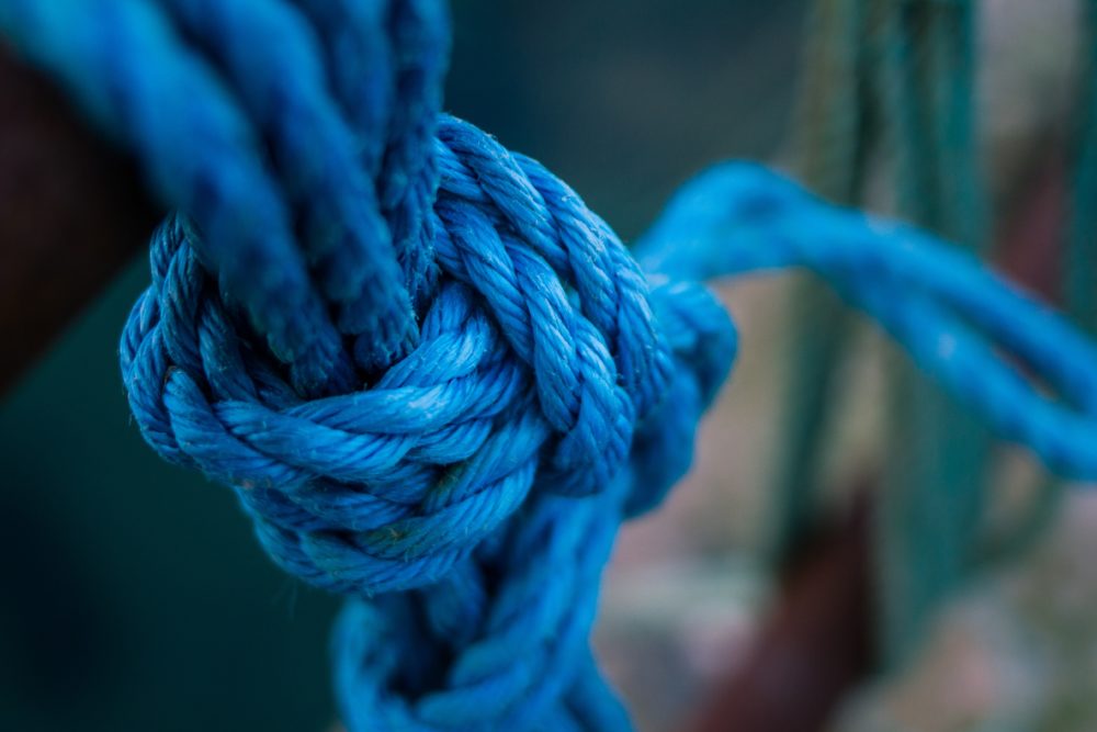 noeud confiance bleu